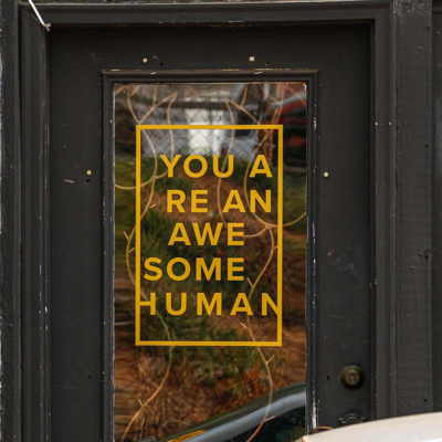 634827